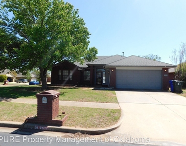 2920 Edinburg Drive - Photo Thumbnail 9