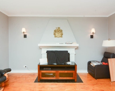 5516 N. Kenmore, Unit A104 - Photo Thumbnail 6