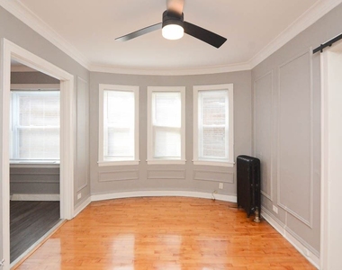 5516 N. Kenmore, Unit A304 - Photo Thumbnail 11