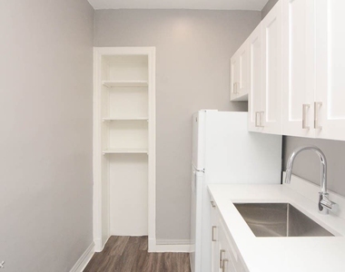 5516 N. Kenmore, Unit A304 - Photo Thumbnail 2