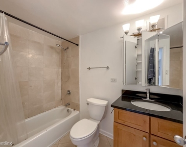 4180 N. Marine Drive, Unit A2121 - Photo Thumbnail 14