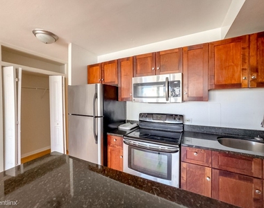 4180 N. Marine Drive, Unit A2121 - Photo Thumbnail 2