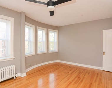 5516 N. Kenmore, Unit A903 - Photo Thumbnail 4