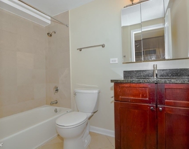 4180 N. Marine Drive, Unit A706 - Photo Thumbnail 13