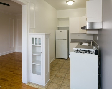 5516 N. Kenmore, Unit A704 - Photo Thumbnail 4