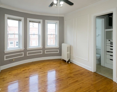 5516 N. Kenmore, Unit A704 - Photo Thumbnail 6