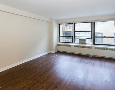 4180 N. Marine Drive, Unit A902 - Photo Thumbnail 5