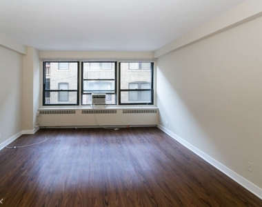 4180 N. Marine Drive, Unit A902 - Photo Thumbnail 6