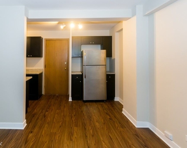 4180 N. Marine Drive, Unit A902 - Photo Thumbnail 3