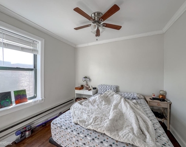 3845 N. Greenview, Unit S-6 - Photo Thumbnail 12