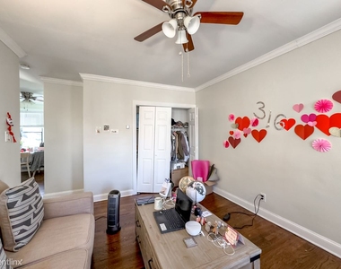 3845 N. Greenview, Unit S-6 - Photo Thumbnail 11