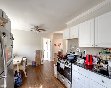 3845 N. Greenview, Unit S-9 - Photo Thumbnail 3