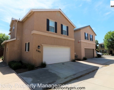 2384 La Villa Way - Photo Thumbnail 0