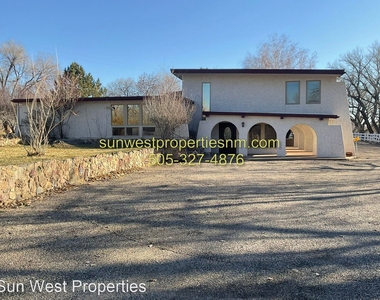 2425 Ridgeview Dr. - Photo Thumbnail 1