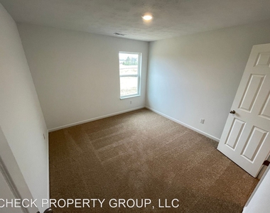 16902 Meander Way - Photo Thumbnail 25