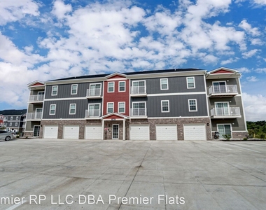 60 Premier Ave - Photo Thumbnail 22