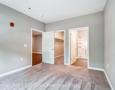 60 Premier Ave - Photo Thumbnail 15