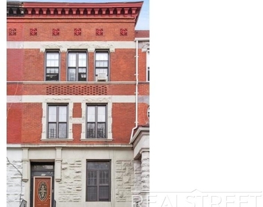 446 Hancock Street - Photo Thumbnail 0