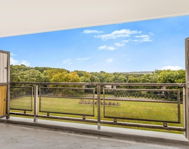 4705 Henry Hudson Parkway - Photo Thumbnail 0