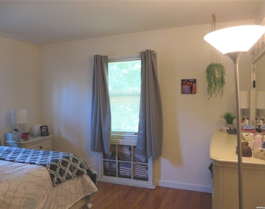 192 Nassau Road - Photo Thumbnail 11