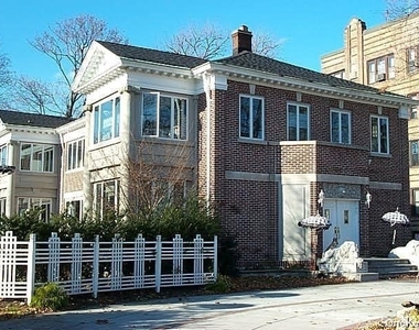 15 Woodmere Boulevard - Photo Thumbnail 0