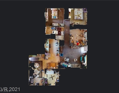 211 Ash Street - Photo Thumbnail 3