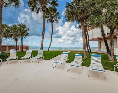 16400 Gulf Boulevard - Photo Thumbnail 15