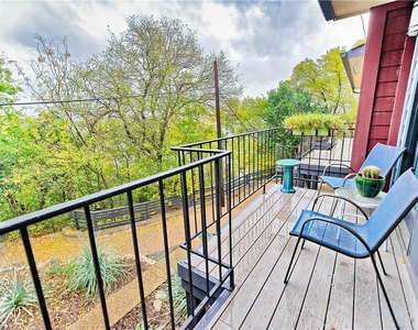 1501 Barton Springs Rd - Photo Thumbnail 2