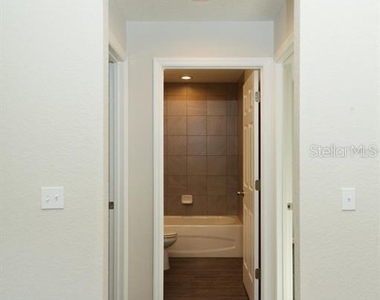 6414 Sw 67th Place - Photo Thumbnail 16