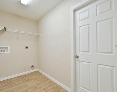 6707 Sw 64 Avenue - Photo Thumbnail 22