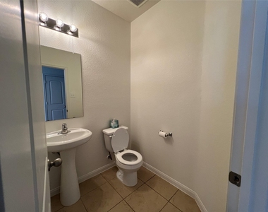 13408 Harry S Truman Dr - Photo Thumbnail 6