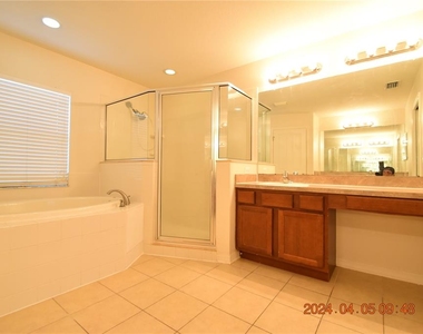 11405 Flora Springs Drive - Photo Thumbnail 30