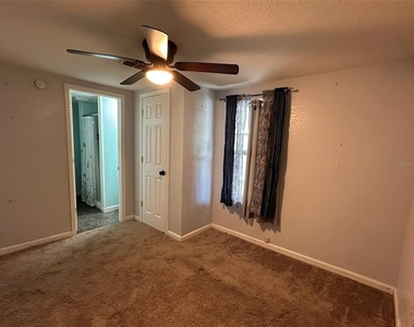 2505 Golfview Street - Photo Thumbnail 9