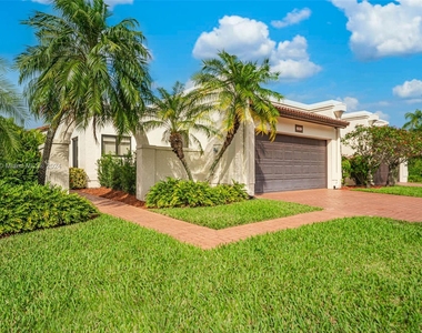 9339 Nw 50th Doral Cir - Photo Thumbnail 3