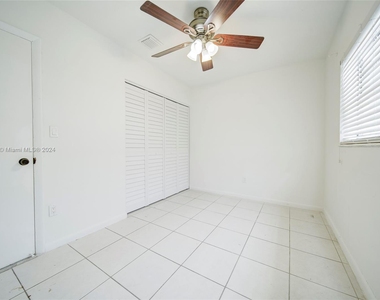 5411 Sw 128th Ct - Photo Thumbnail 12