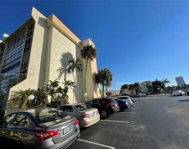 2000 Atlantic Shores Blvd - Photo Thumbnail 48