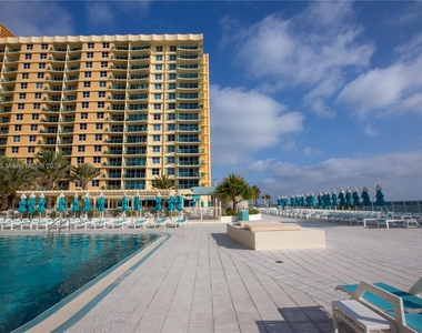 2501 S Ocean Dr - Photo Thumbnail 47