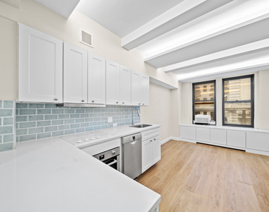 240 West 73rd Street - Photo Thumbnail 7