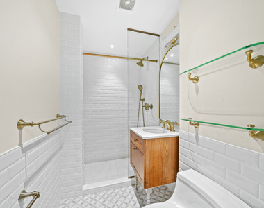 240 West 73rd Street - Photo Thumbnail 6