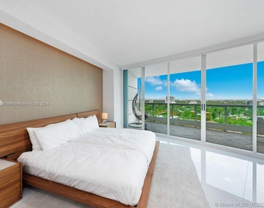 2127 Brickell Ave - Photo Thumbnail 14