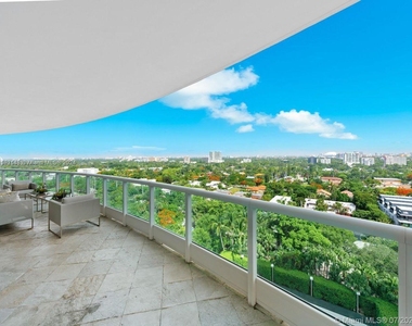 2127 Brickell Ave - Photo Thumbnail 9