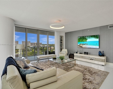 330 Sunny Isles Blvd - Photo Thumbnail 11