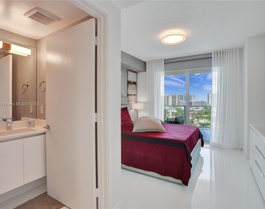 330 Sunny Isles Blvd - Photo Thumbnail 17