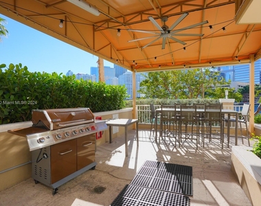 701 Brickell Key Blvd - Photo Thumbnail 27