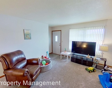 2730-2732 Luther Drive - Photo Thumbnail 7