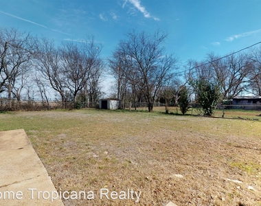 505 Northside Dr - Photo Thumbnail 16