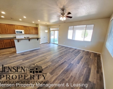3349 East Sweetwater Springs Rd - Photo Thumbnail 12