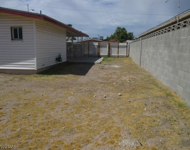 1128 Greenway Drive - Photo Thumbnail 21