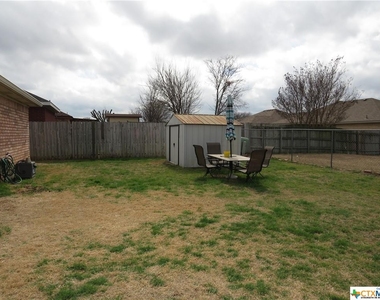 4301 Wade Drive - Photo Thumbnail 24