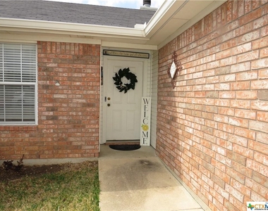 4301 Wade Drive - Photo Thumbnail 2